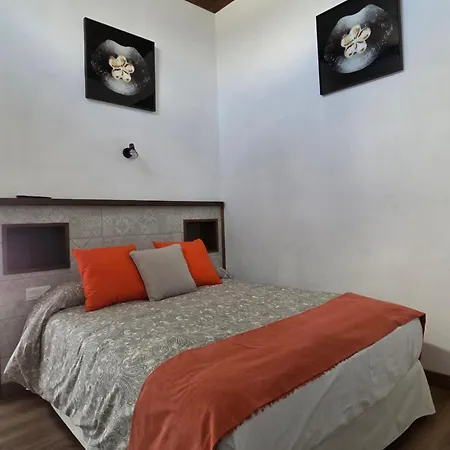 La Casa De Iya * Las Indias